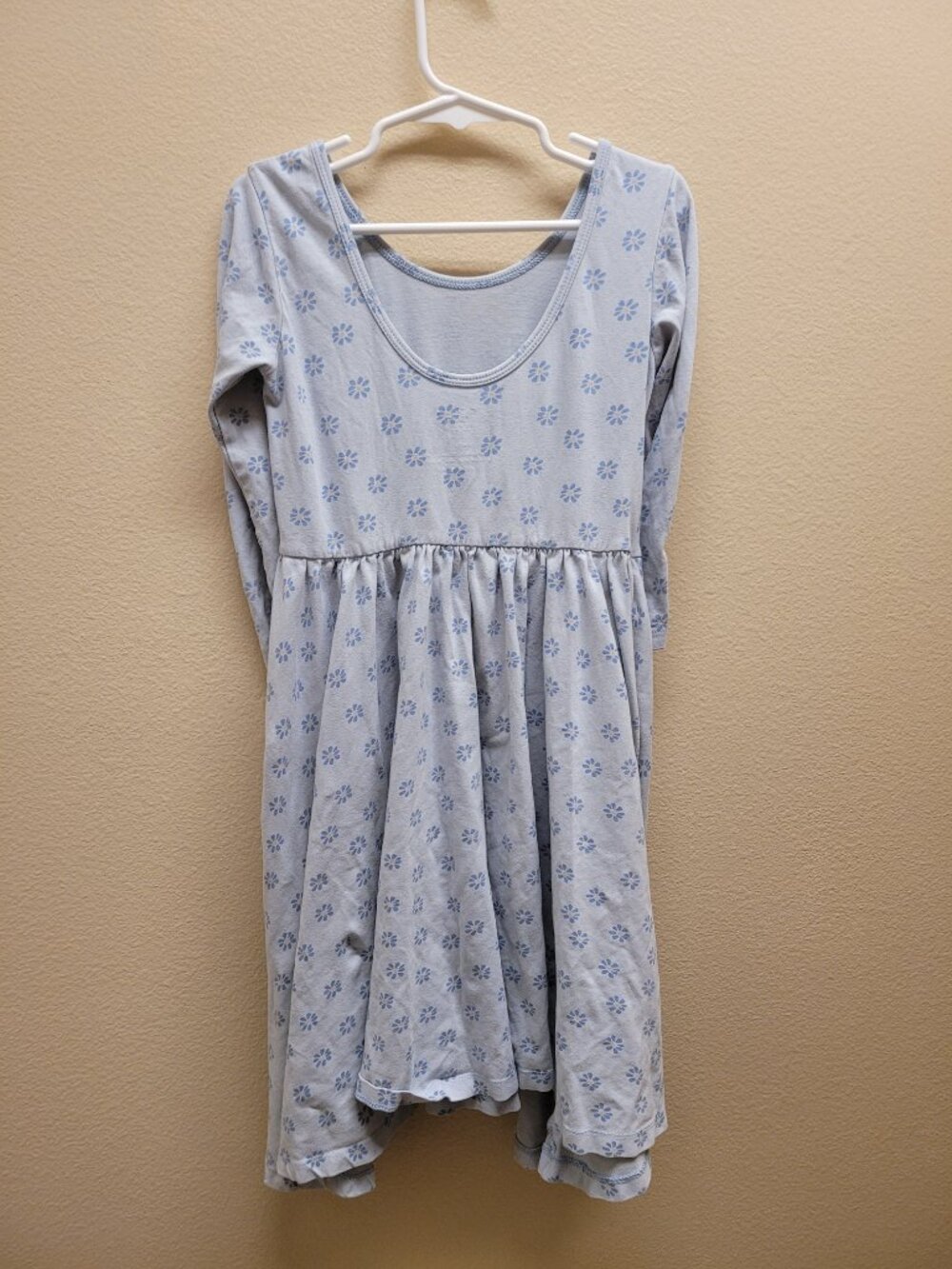 Alice and Ames dress - Picture 5 of 6